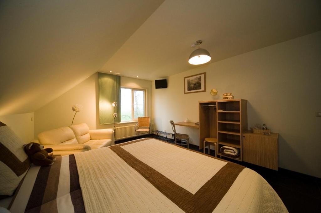 B&B Artiriacumhoeve Zedelgem Bilik gambar